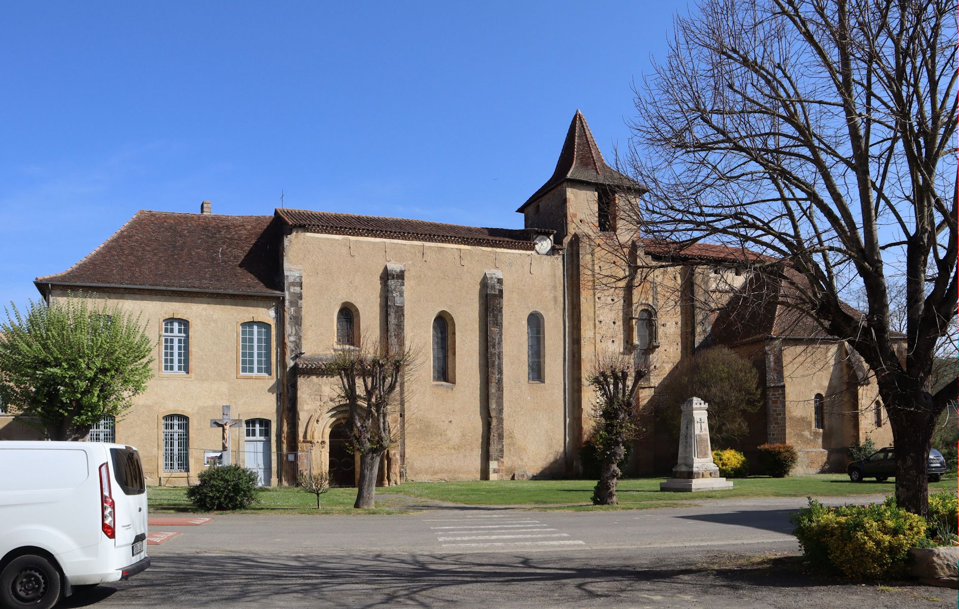 Kirche und ehemaliges Kloster in Saint-Sever-de-Rustan