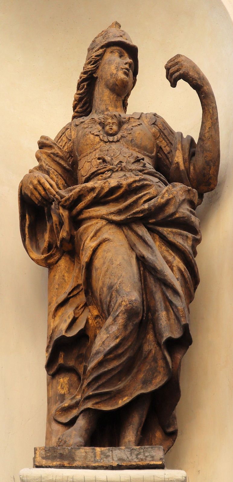 Statue an der Jesuitenkirche „dei Santi Martiri” in Turin