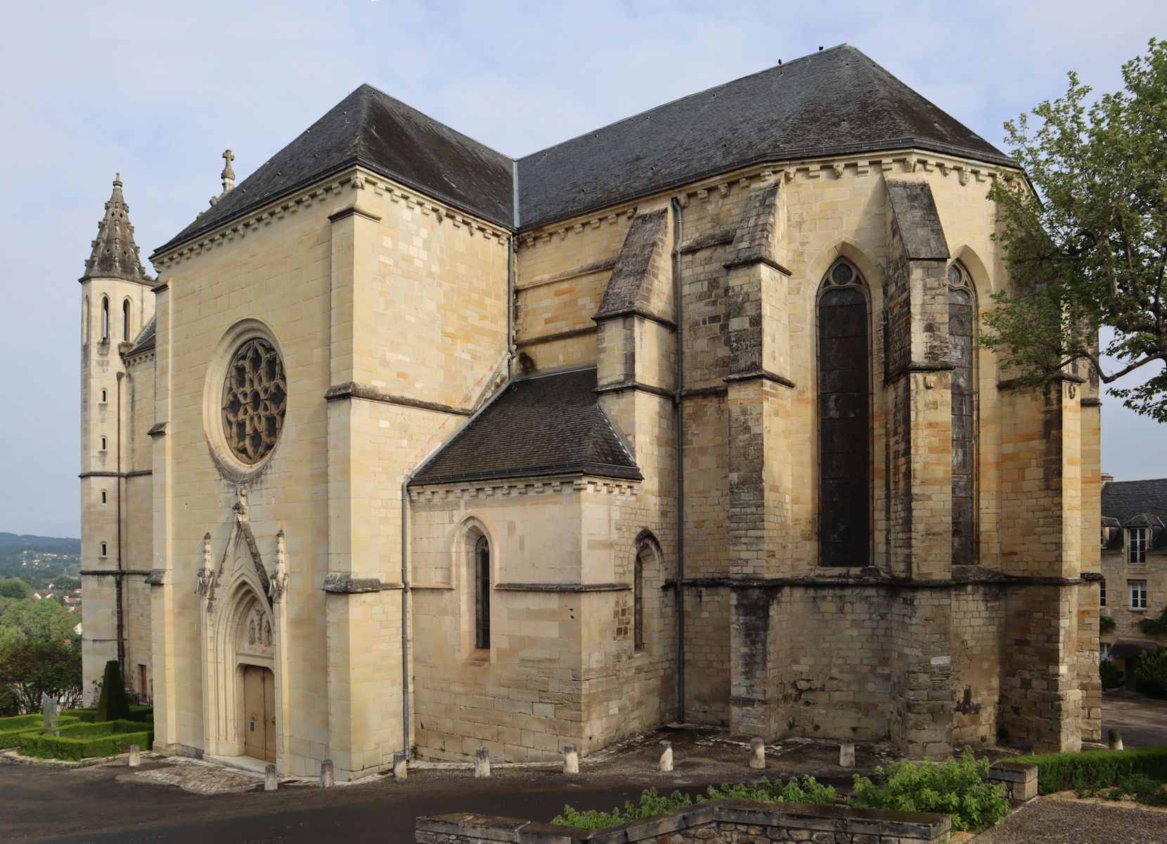 Kirche Saint-Sour in Terrasson-Lavilledieu