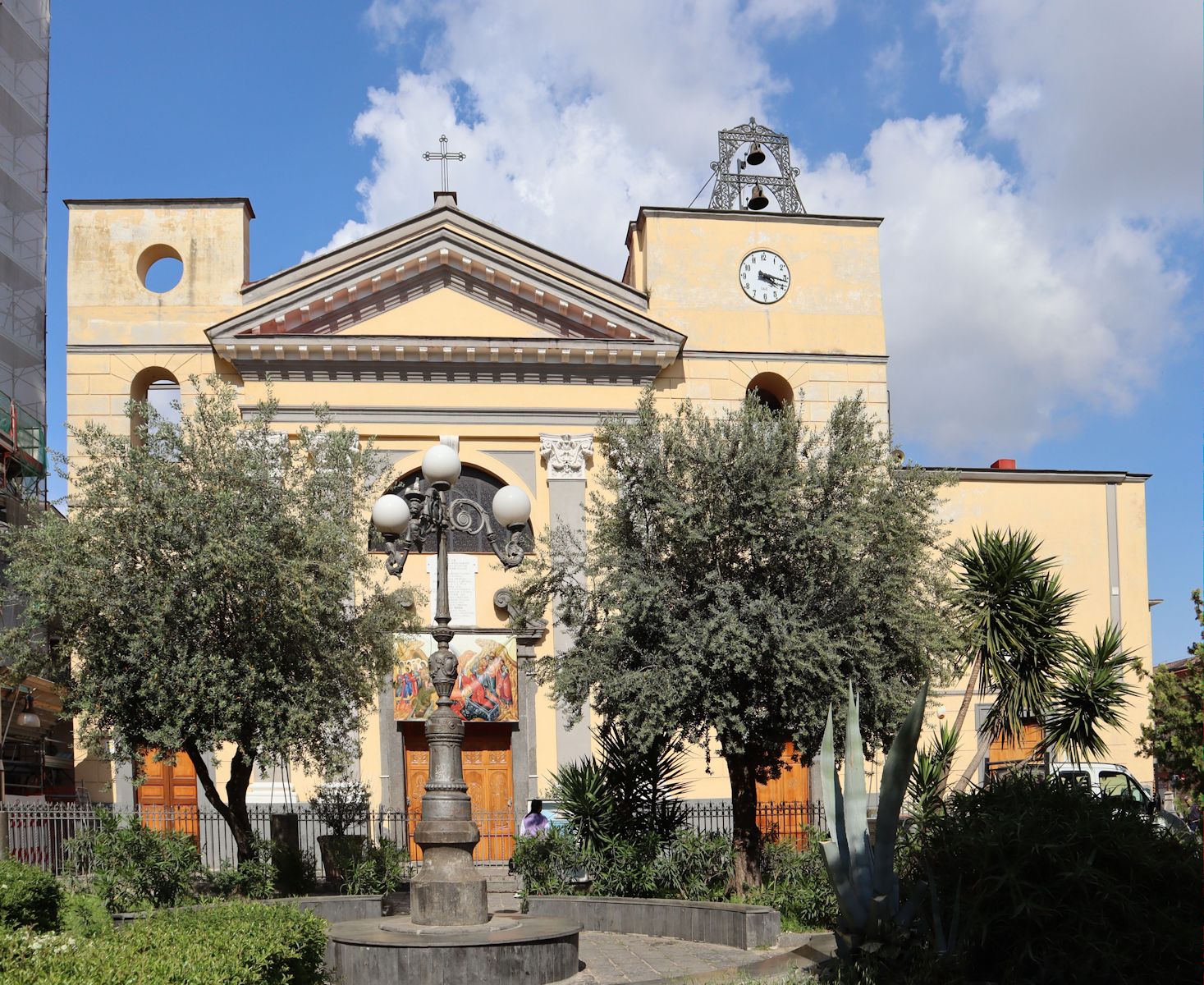 >Basilika di San Sossio in Frattamaggiore