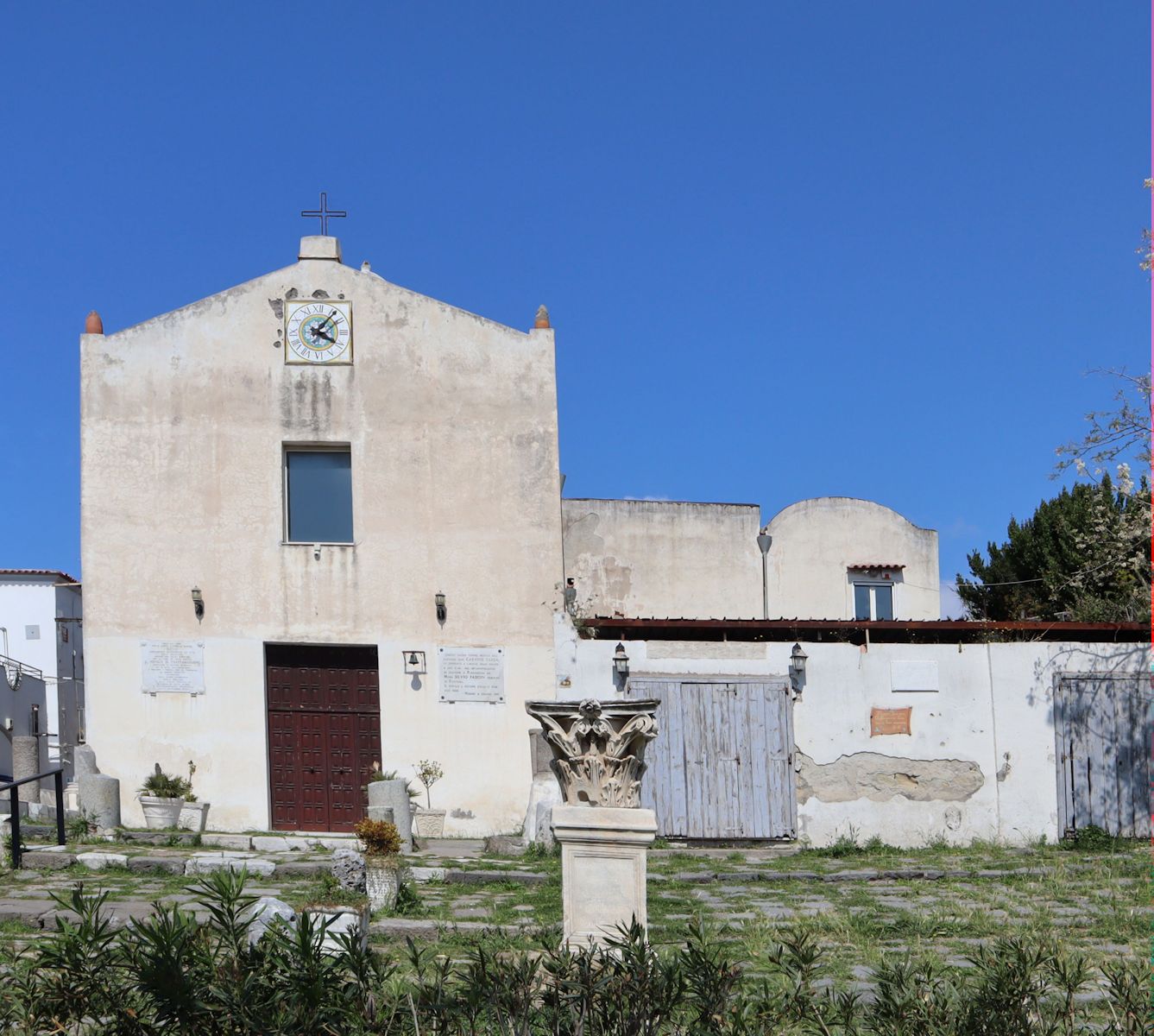 >Socius geweihte Kapelle am Strand in Miseno