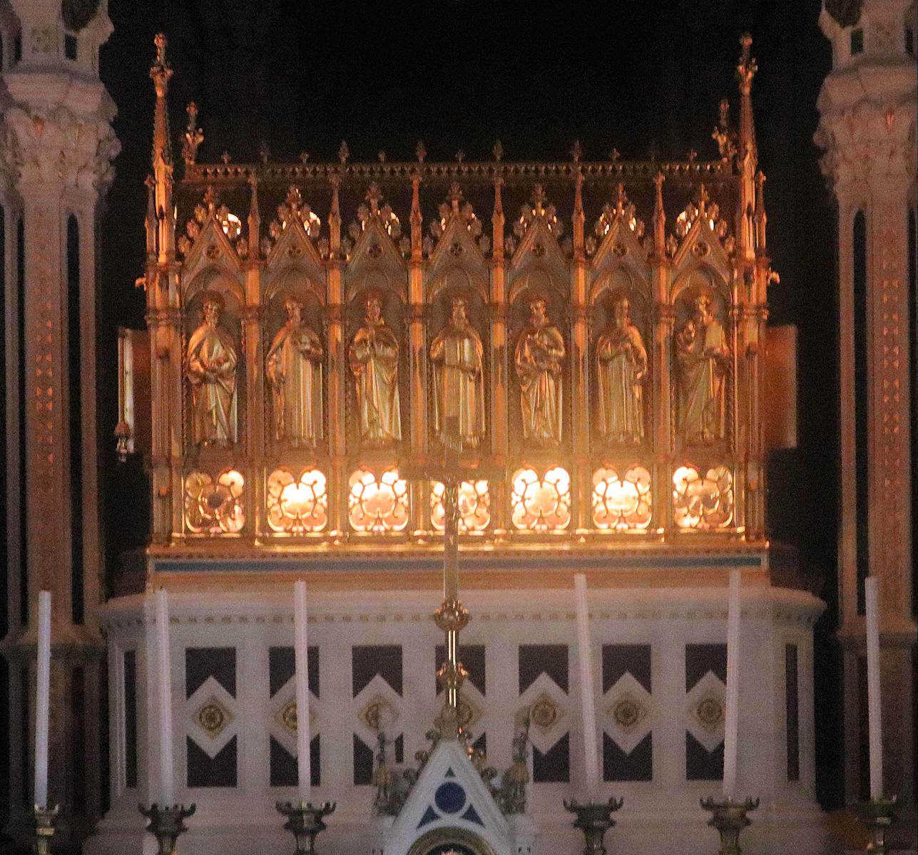 Reliquienschrein in der „Sieben-Gründer-Kapelle” in der Klosterkirche auf dem Monte Senario