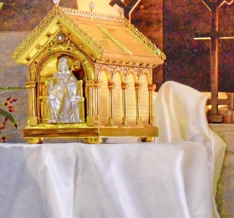 Reliquiar in der Kirche St. Suitbert im Stadtteil Wanheimerort in Duisburg