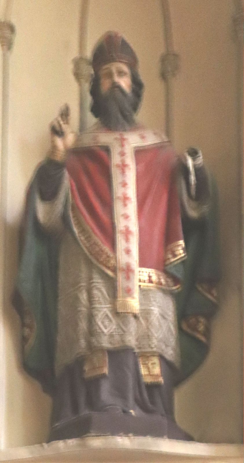 Statue in der Kathedrale in Eauze