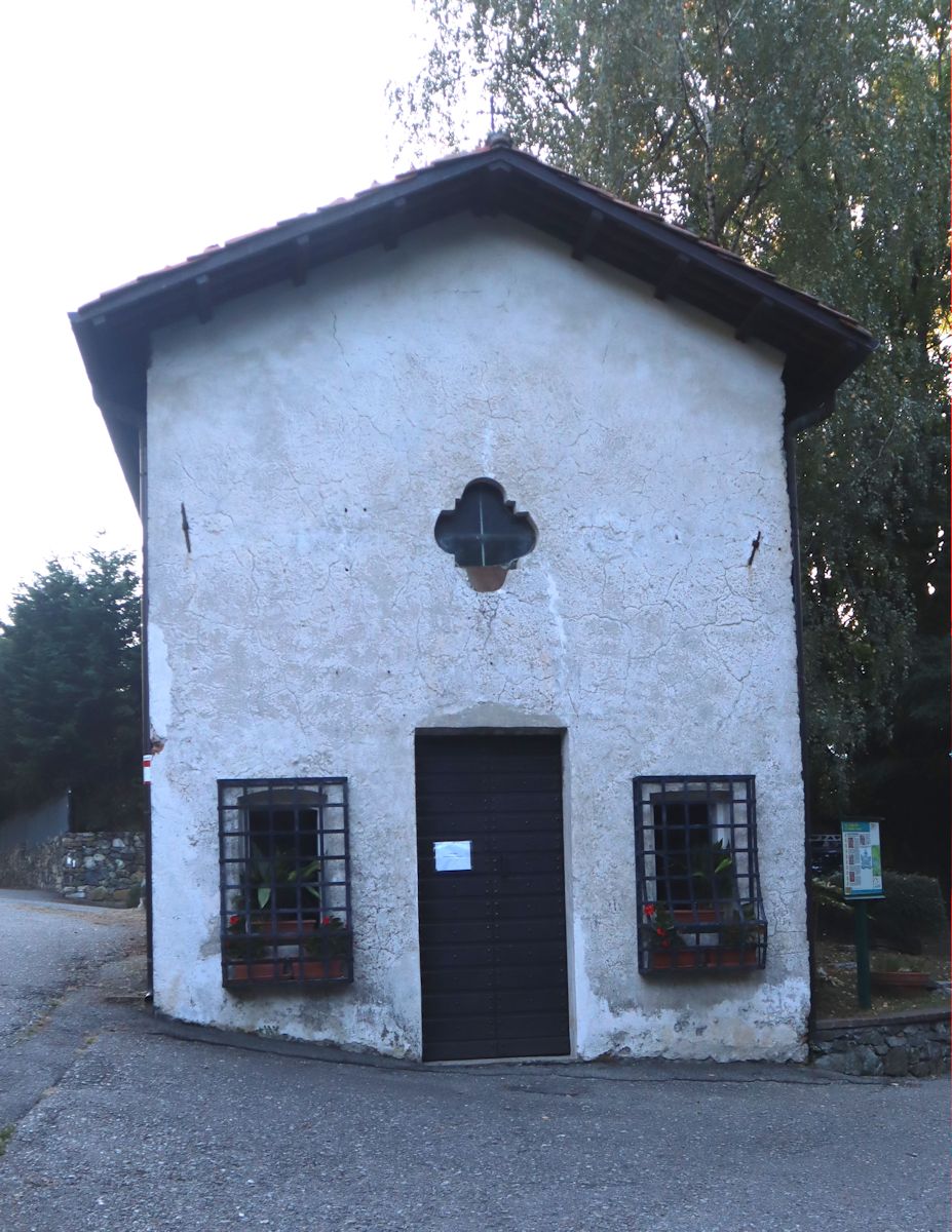 die um 1600 als Privatkapelle erbaute Kapelle Santa Croce nahe Montaldo Dora