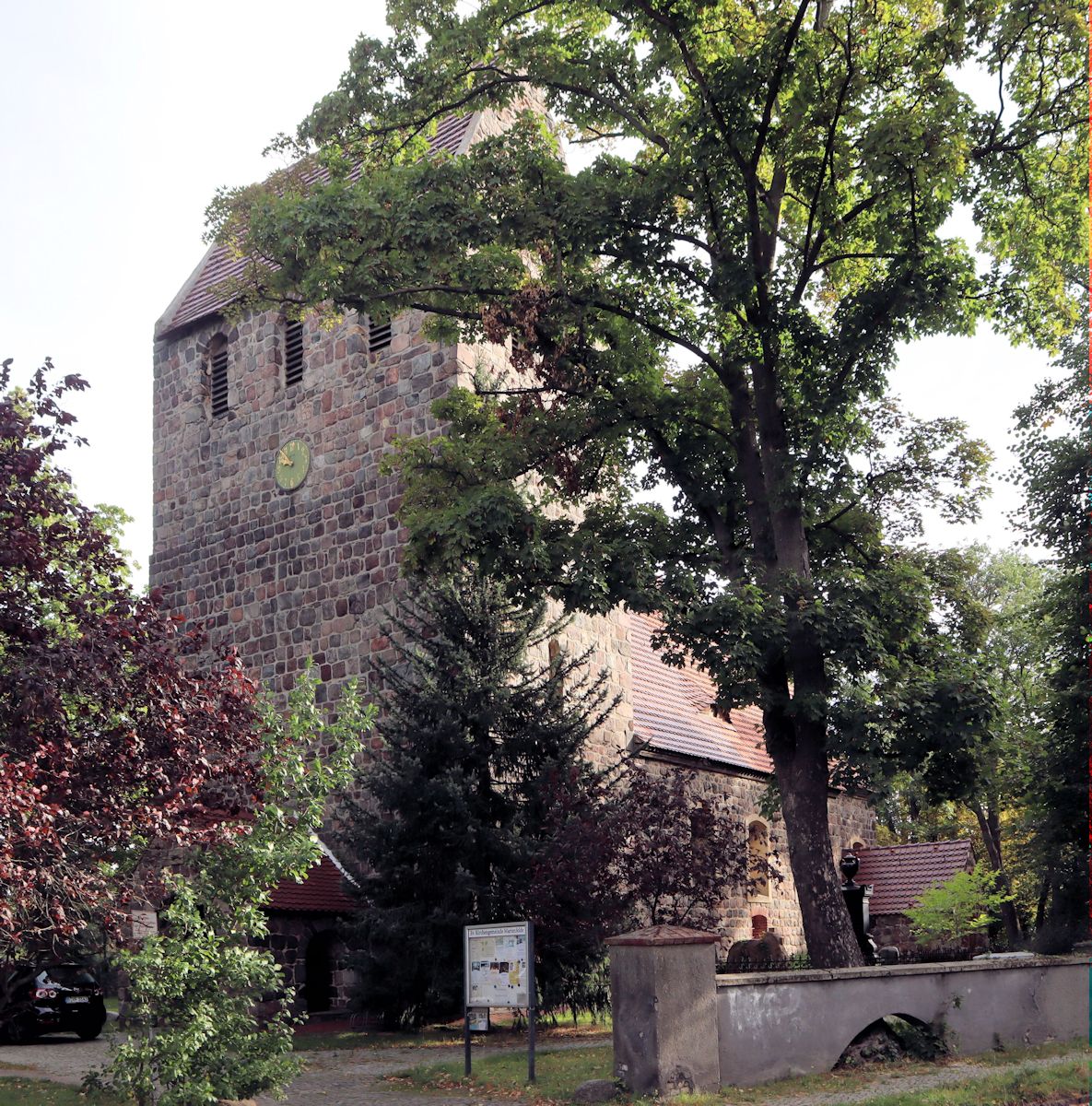 Dorfkirche Marienfelde in Berlin