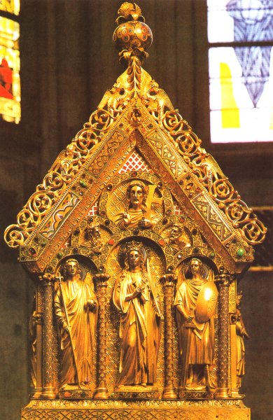 Ursula zwischen den Erzengeln Michael und Gabriel, Schrein von 1156 in der Kirche St. Ursula in Köln