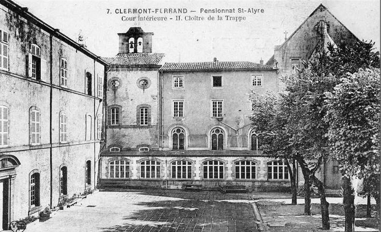 Internat der Ursulinen und Kapelle in Clermont
