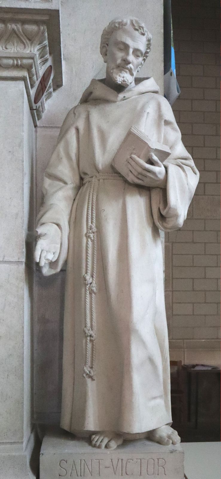 Statue in der Pfarrkirche in Campbon