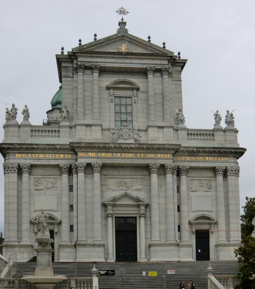 Die Ursus und Victor geweihte Kathedrale in Solothurn