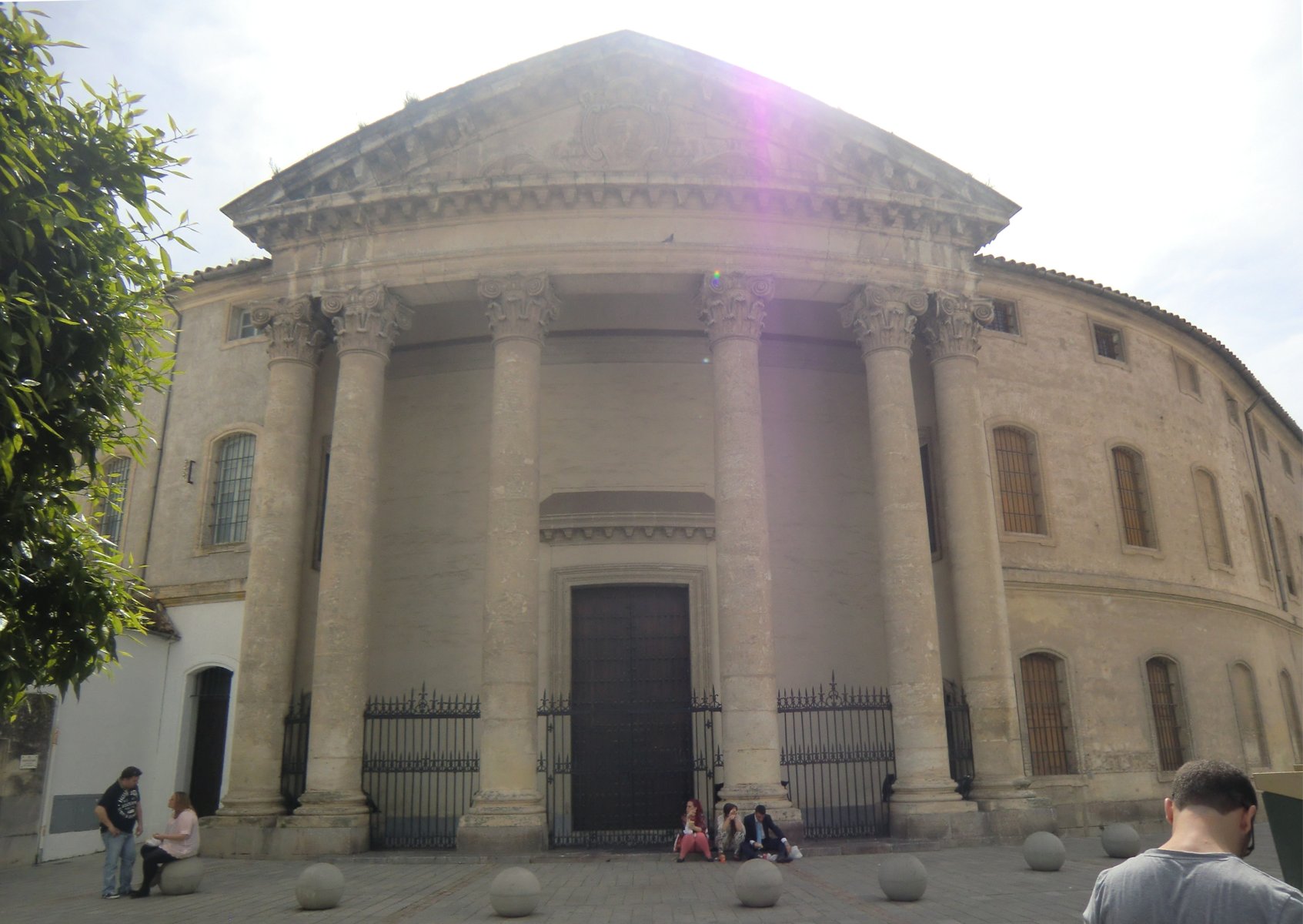 Die Kirche Sta. Victoria in Córdoba; ihr ist ein Kolleg angeschlossen
