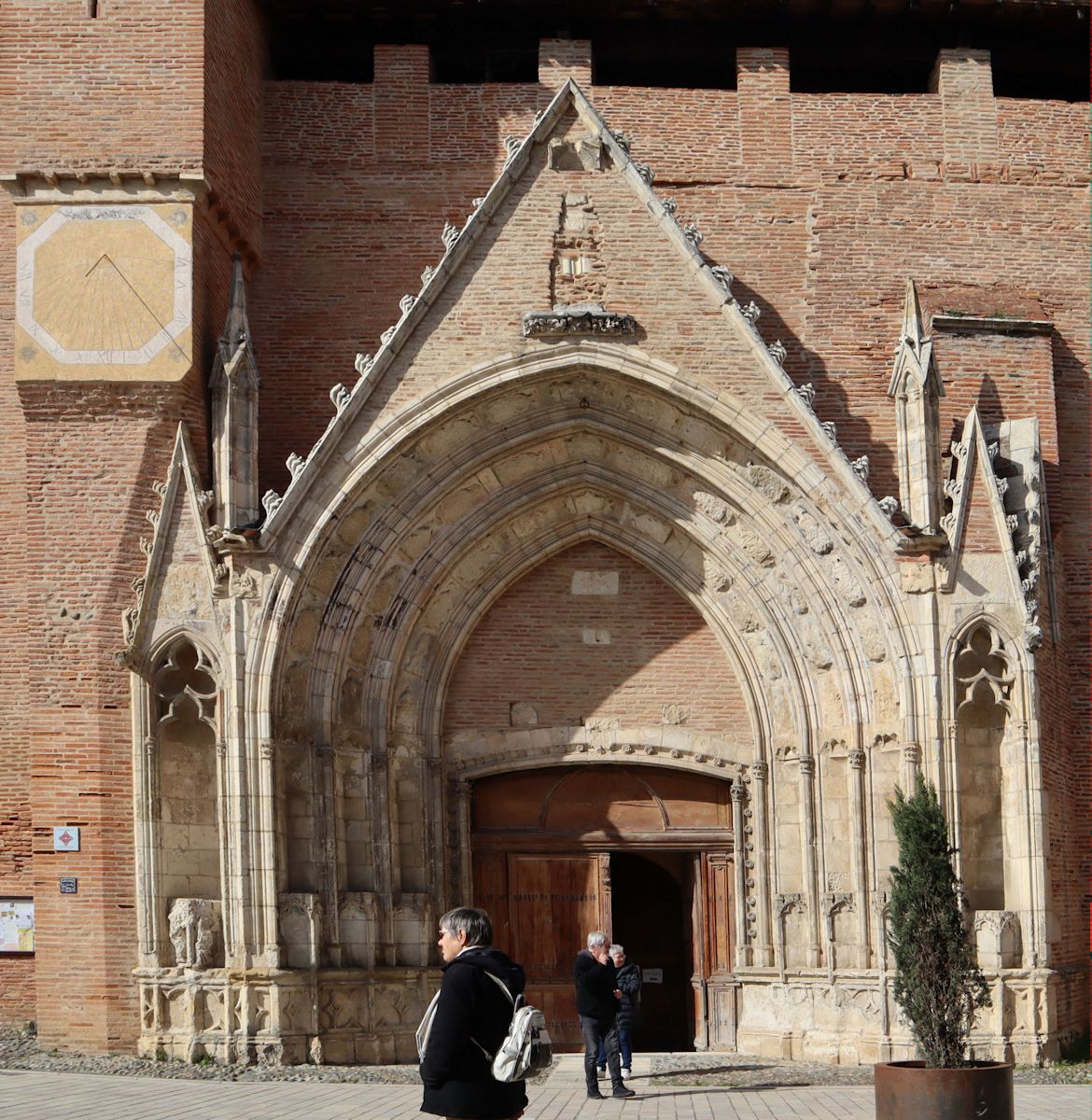 Portal der großen Kathedrale in Rieux; der kleine Ort war bis 1801 Bischofssitz