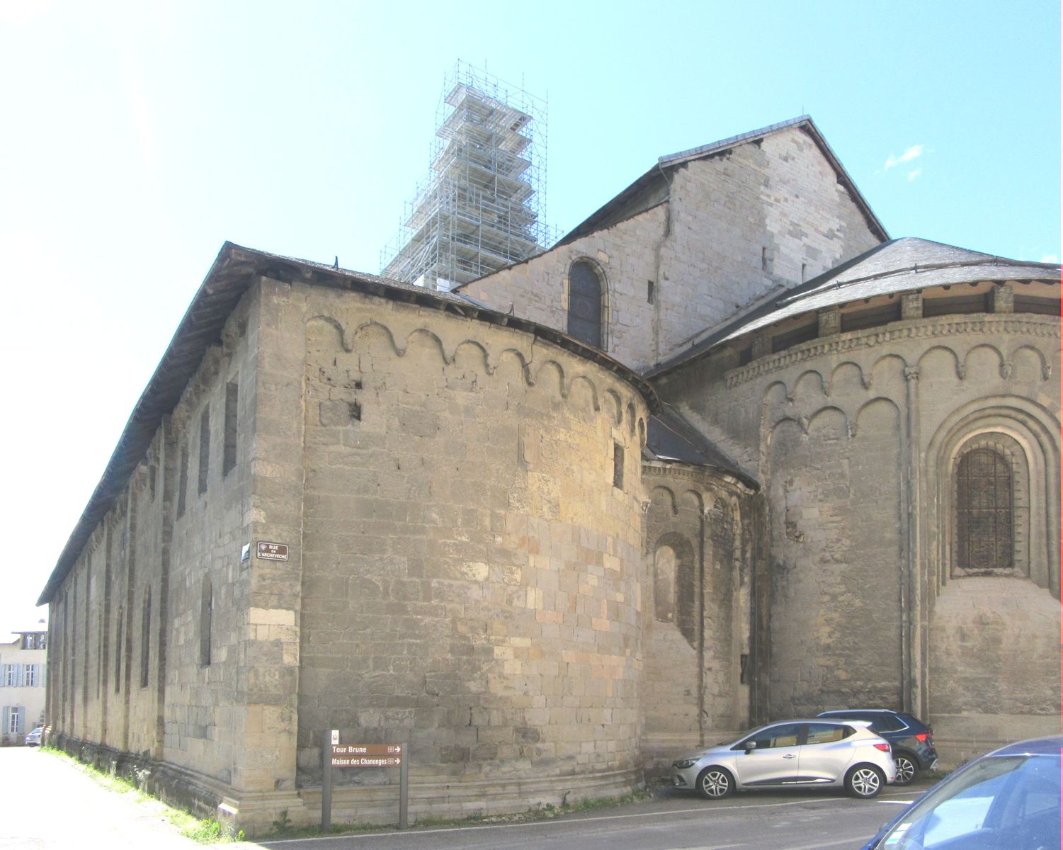 heutige Kathedrale in Embrun, erbaut ab 1170