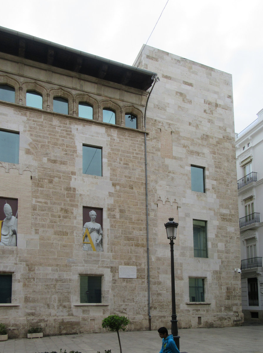 ehemalige Hohe Schule gegenüber der Franziskanerkirche in Valencia