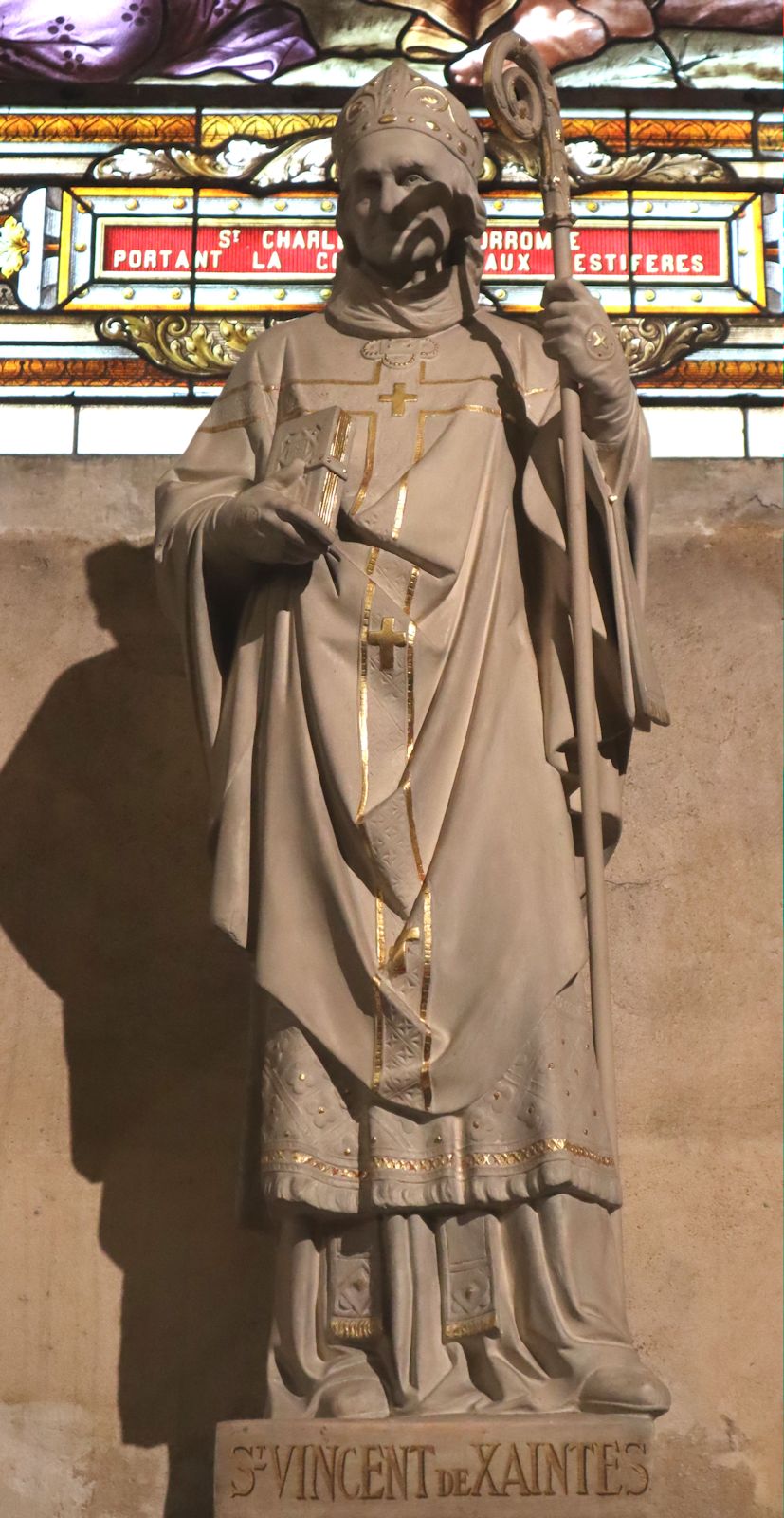 Statue in der Kathedrale in Dax