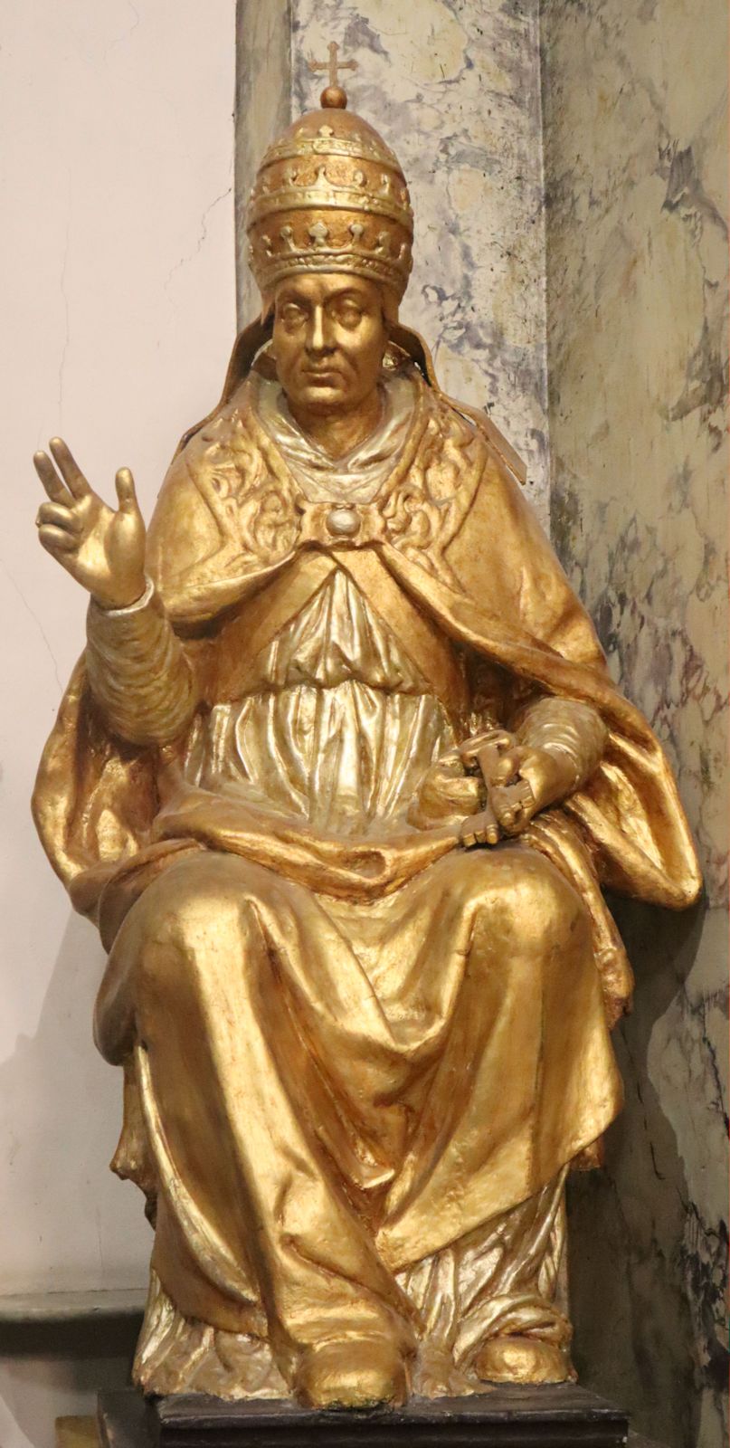 Statue in der Kathedrale in Segni