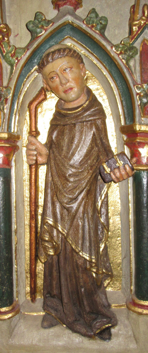 Relief, um 1400, an der Tumba für Wendelin ist er damit in die Reihe der neben ihm dargestellten Apostel gestellt; in der Wendelinusbasilika in St. Wendel