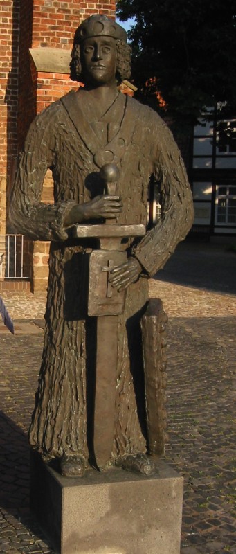 Widukind-Statue in Nienburg