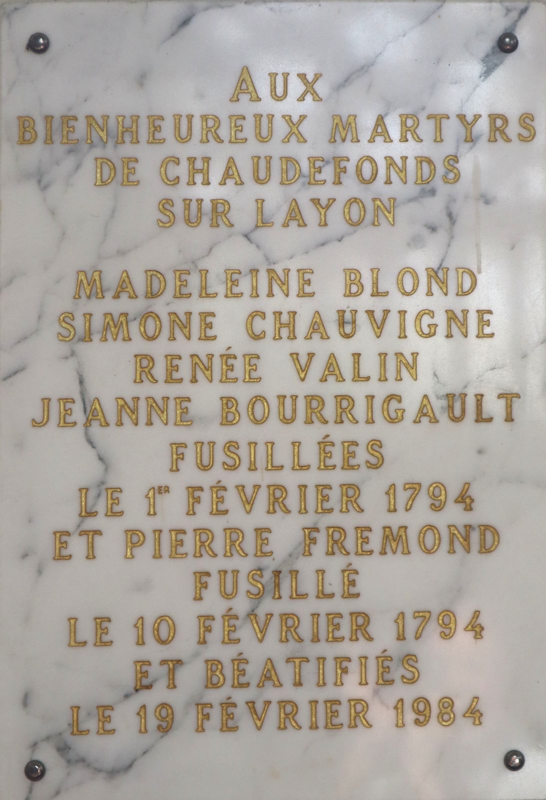Gedenktafel in der Pfarrkirche in Chaudefonds-sur-Layon