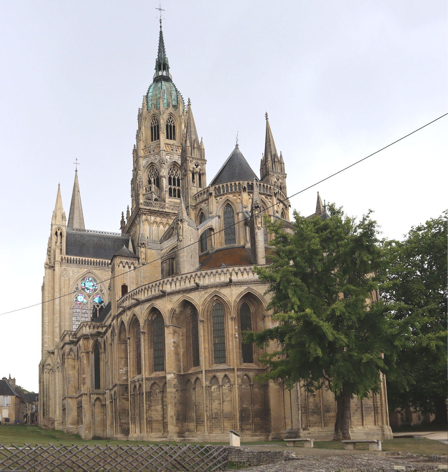 Chorseite der Kathedrale in Bayeux