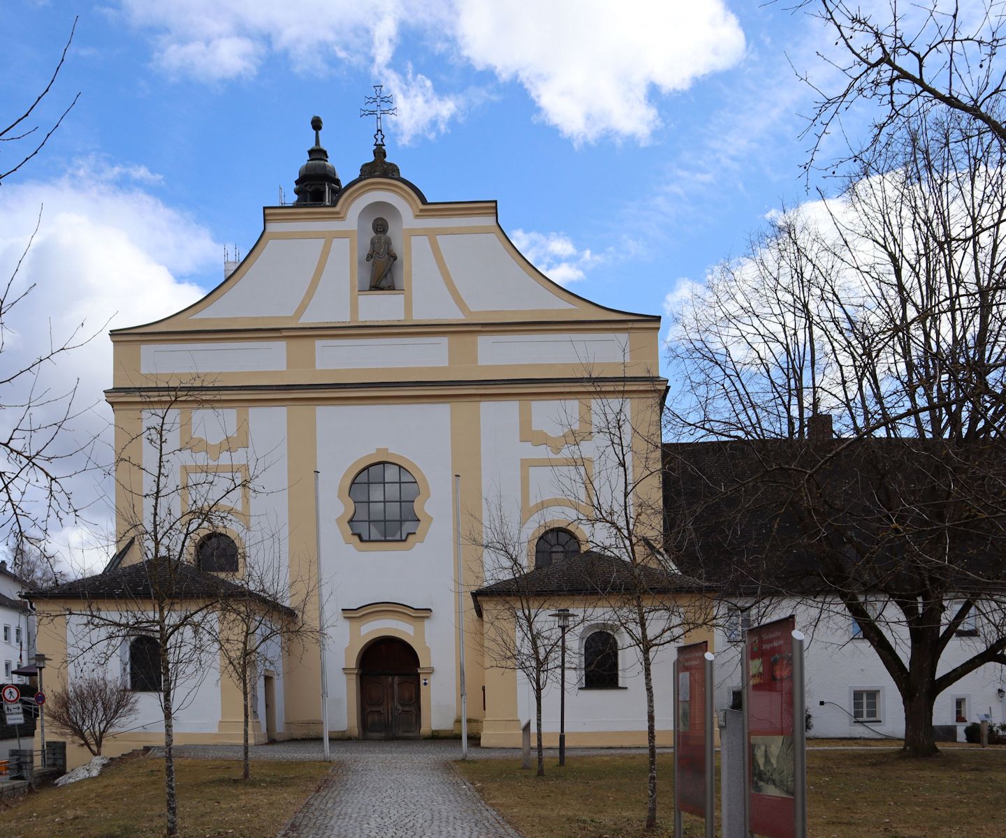 Kirche der ehemaligen Propstei in Rinchnach