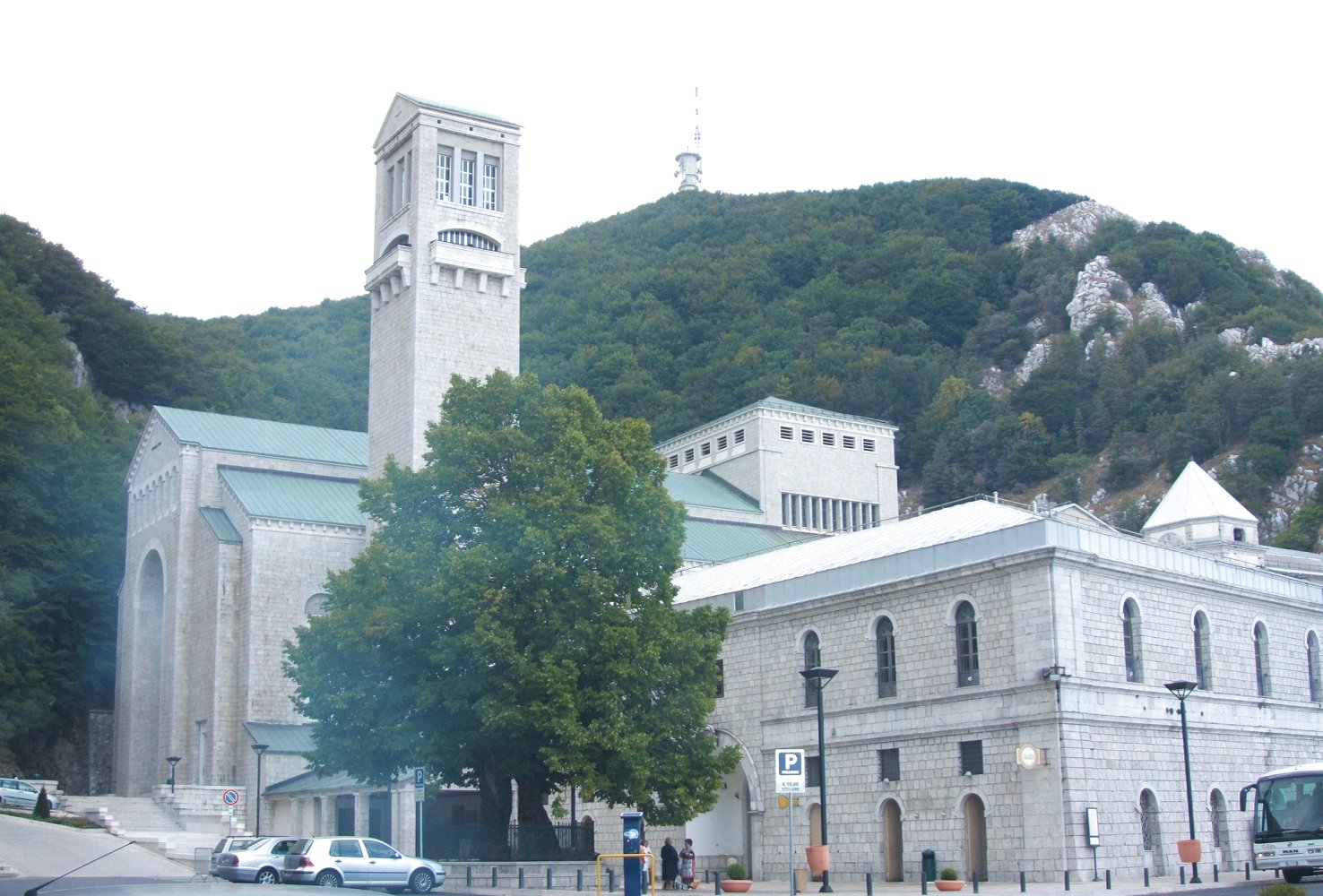 Das Marienheiligtum Monte Vergine