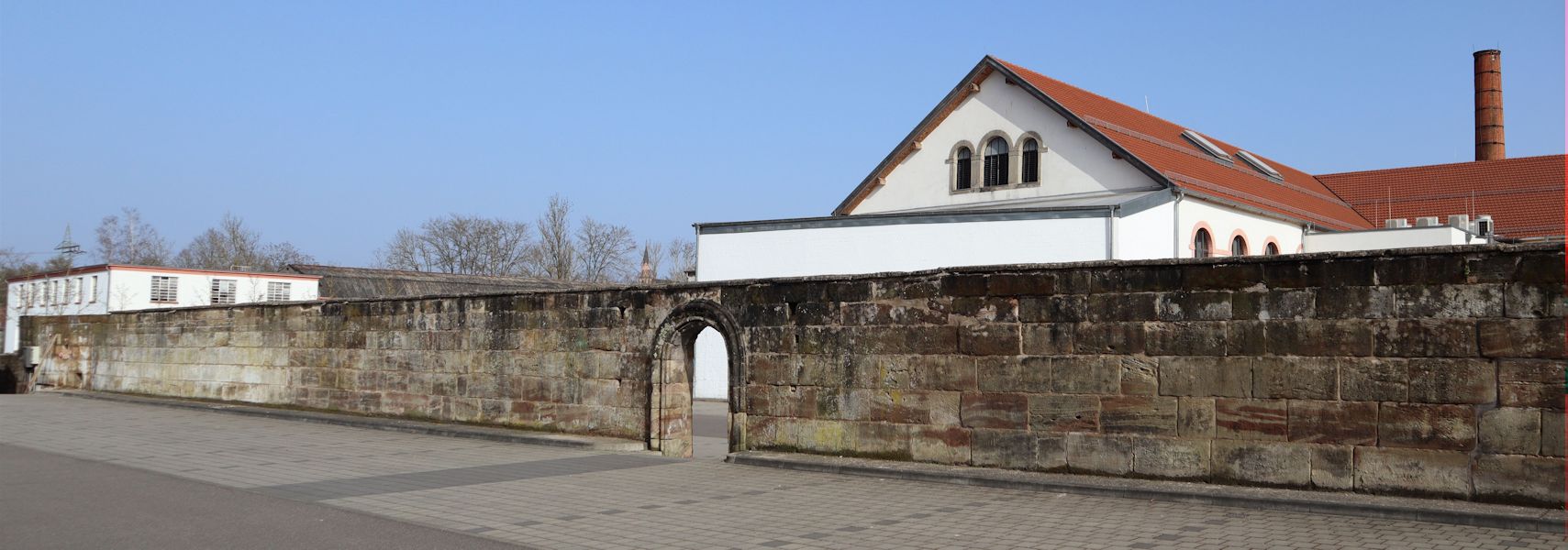 Mauer - letzter Rest des Klosters der Prämonstratenser in Wadgassen